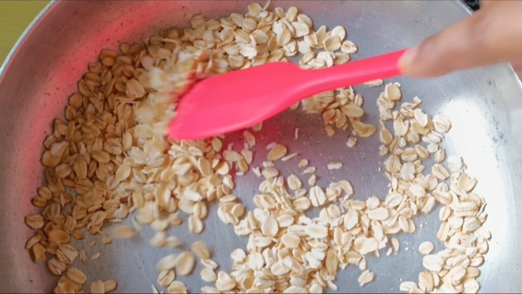 Roasting oats in a pan for best oats for weight loss smoothie