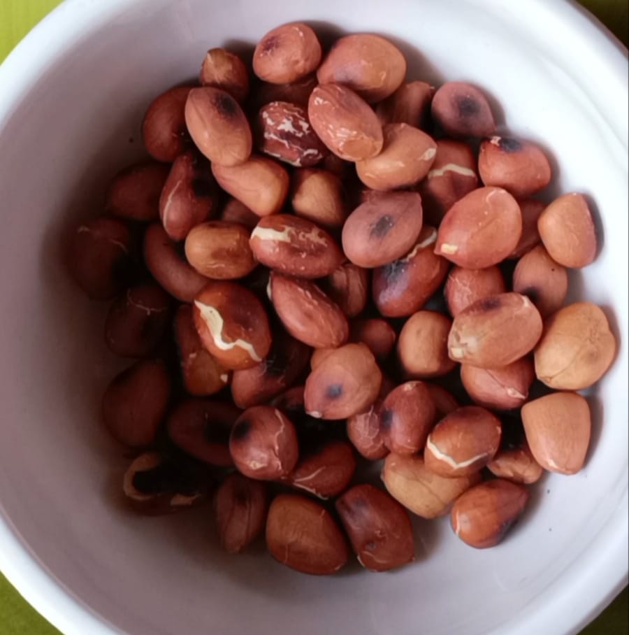 Roasting peanuts in a pan for best oats for weight loss smoothie